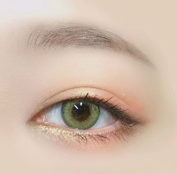 ทำตาสองชั้น